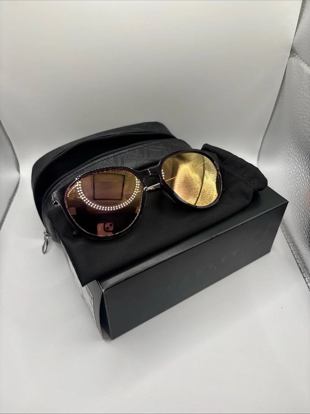 Oakley Sielo Sunglasses - Crystal Raspberry Frame with Rose Gold Lenses
